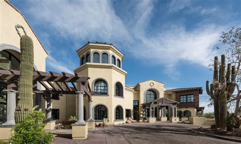 pinnacle peak senior living.